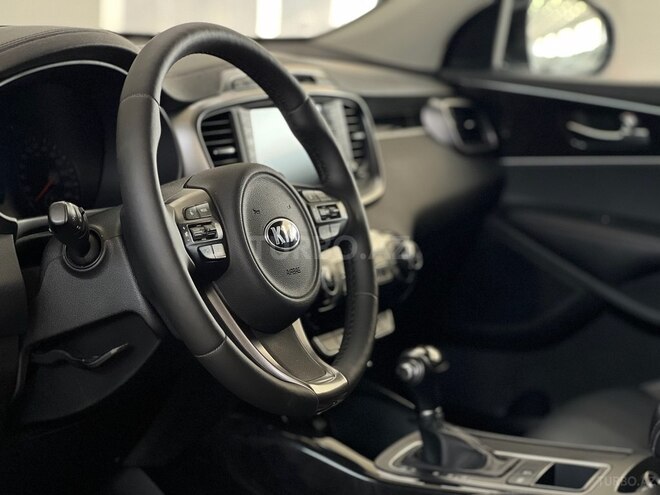 Kia Sorento-7