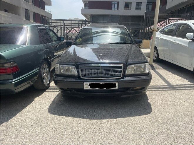 Mercedes C 220 d 2000, 348,000 km - 2.2 л - Bakı