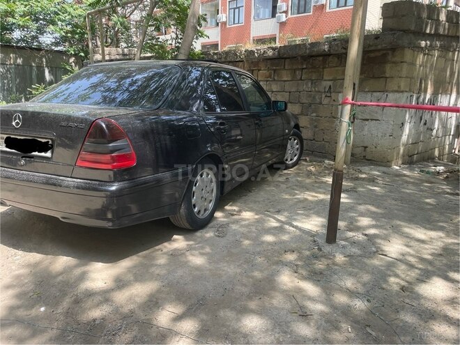 Mercedes C 220 d 2000, 348,000 km - 2.2 л - Bakı