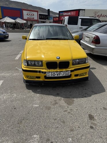 BMW 320-14
