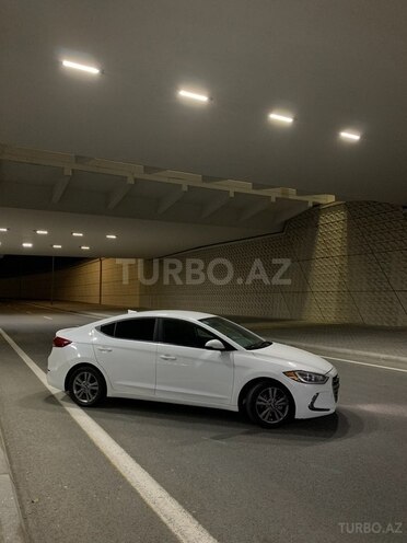 Hyundai Elantra 2018, 156,106 km - 2.0 l - Bakı