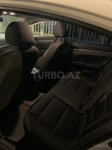 Hyundai Elantra 2018, 156,106 km - 2.0 l - Bakı