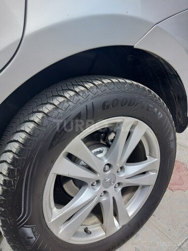 Hyundai Santa Fe 2011, 202,000 km - 2.0 l - Sumqayıt