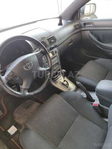 Toyota Avensis 2006, 330,000 km - 2.0 l - Bakı