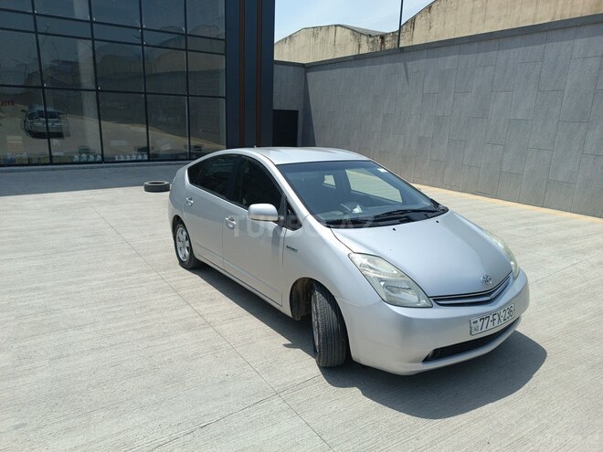 Toyota Prius-3