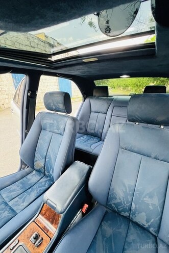 Mercedes E 240 1998, 280,000 km - 2.4 l - Bakı