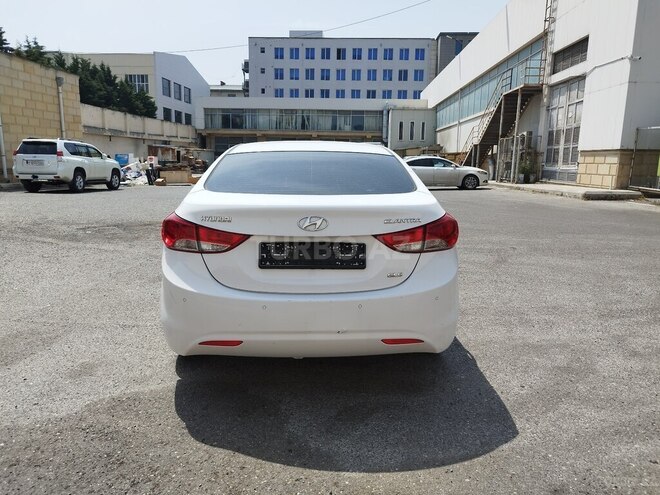 Hyundai Elantra 2012, 209,000 km - 1.8 l - Bakı