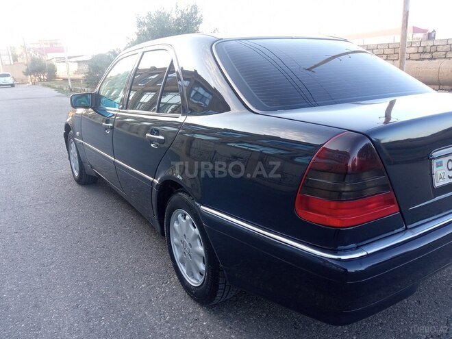 Mercedes C 220 1998, 320,000 km - 2.2 l - Bakı