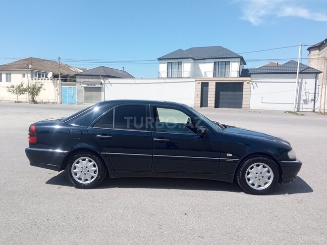 Mercedes C 220 1998, 320,000 km - 2.2 l - Bakı