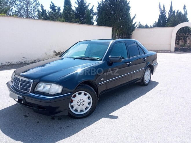 Mercedes C 220 1998, 320,000 km - 2.2 l - Bakı