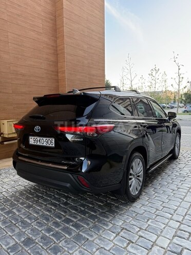 Toyota Highlander 2022, 33,000 km - 2.5 l - Bakı