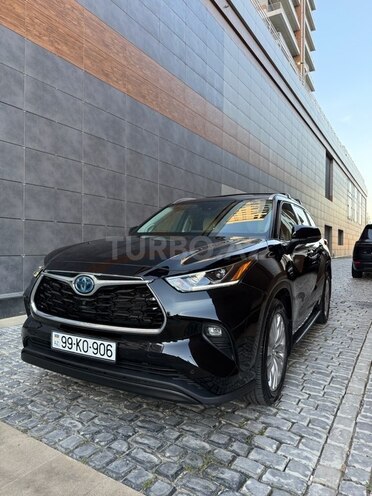 Toyota Highlander 2022, 33,000 km - 2.5 l - Bakı