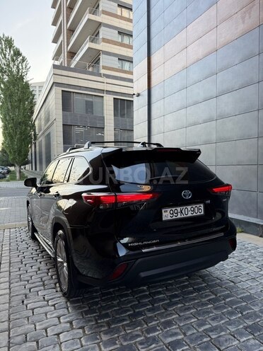 Toyota Highlander 2022, 33,000 km - 2.5 l - Bakı