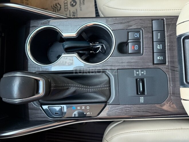 Toyota Highlander 2022, 33,000 km - 2.5 l - Bakı