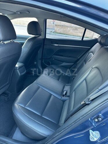 Hyundai Avante 2016, 117,000 km - 1.6 л - Bakı
