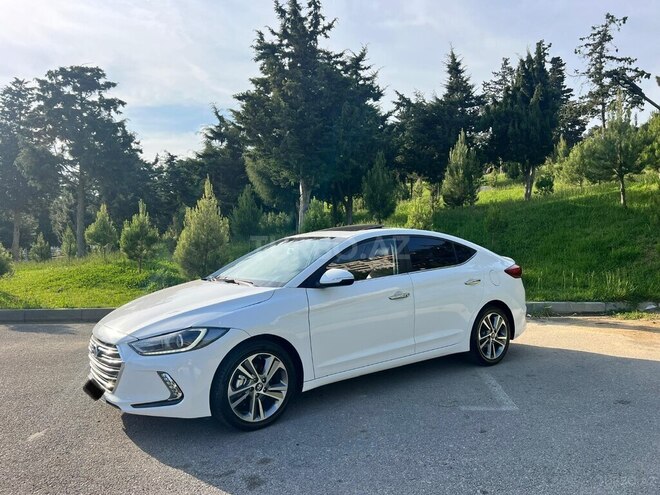 Hyundai Avante 2015, 155,000 km - 1.6 l - Bakı