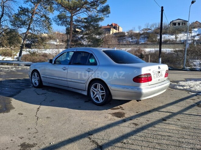 Mercedes E 240 1998, 450,000 km - 2.4 l - Quba