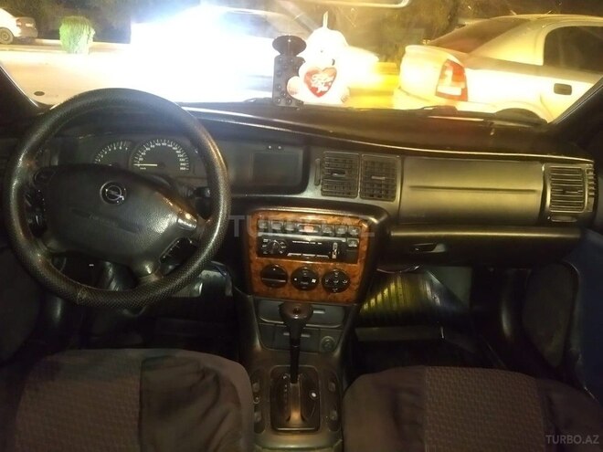 Opel Vectra 1996, 231,231 km - 2.0 l - Bakı