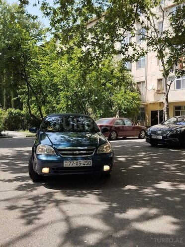 Chevrolet Lacetti-1