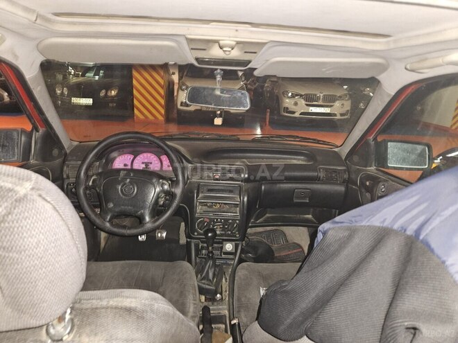 Opel Astra 1995, 300,000 km - 1.8 l - Bakı