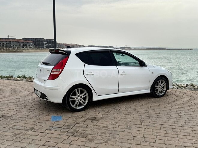 Hyundai i30 2009, 225,100 km - 2.0 l - Bakı