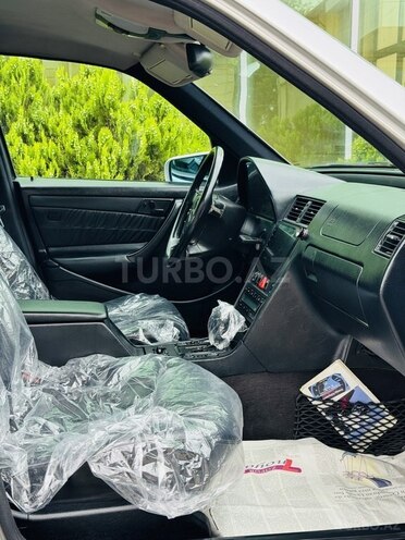 Mercedes C 240 1998, 345,000 km - 2.4 l - İmişli