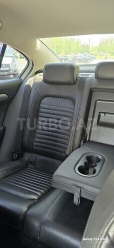 Volkswagen Passat 2018, 100,000 km - 1.8 l - Bakı