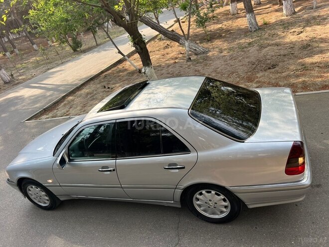Mercedes C 240 1998, 310,000 km - 2.4 л - Sumqayıt