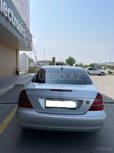 Mercedes E 220 d 2005, 410,000 km - 2.2 л - Bakı