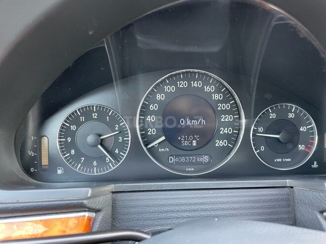 Mercedes E 220 d 2005, 410,000 km - 2.2 л - Bakı