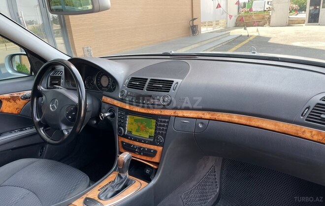 Mercedes E 220 d 2005, 410,000 km - 2.2 л - Bakı
