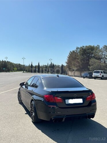 BMW 528-2