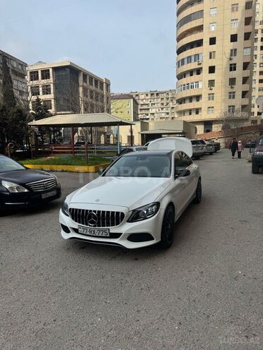 Mercedes C 300 2015, 180,000 km - 2.0 л - Bakı