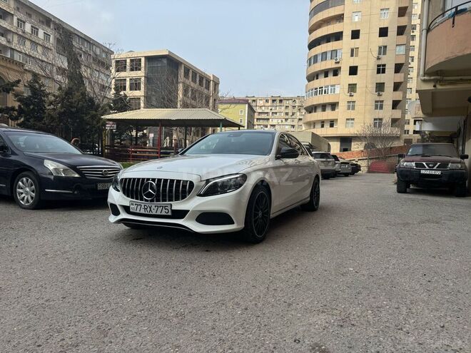 Mercedes C 300 2015, 180,000 km - 2.0 л - Bakı