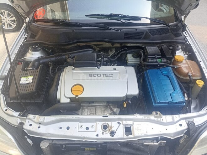 Opel Astra 2002, 290,000 km - 1.6 l - Bakı