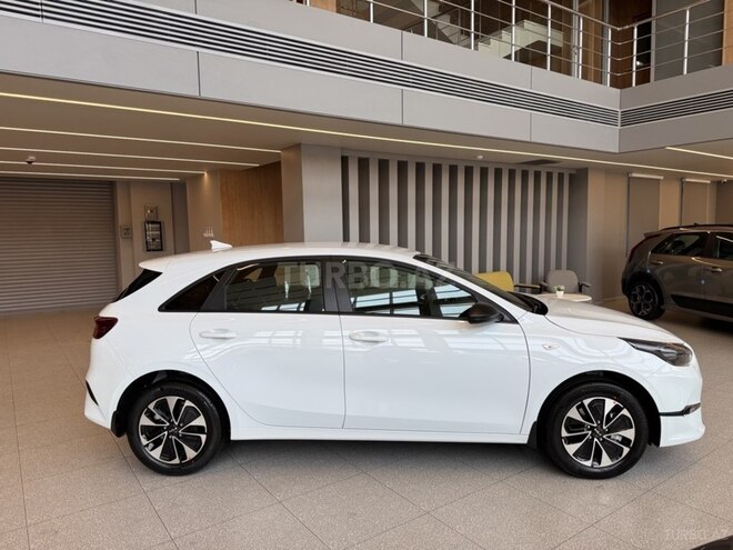 Kia Ceed-6