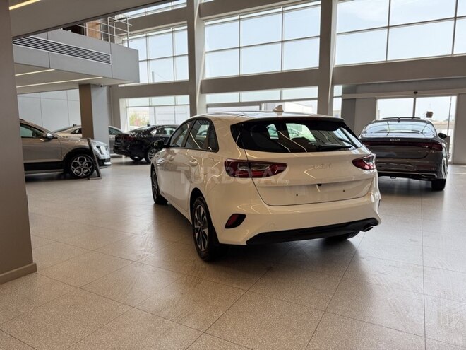 Kia Ceed-5