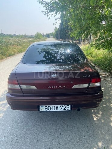 Nissan Maxima-4