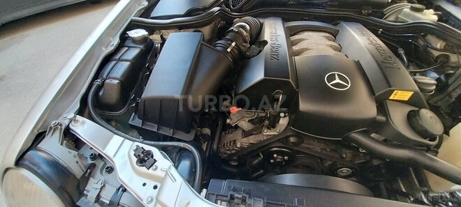 Mercedes E 240 2001, 231,000 km - 2.4 л - Bakı