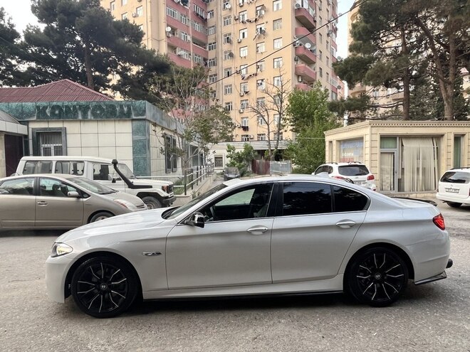 BMW 528 2015, 117,000 km - 2.0 l - Bakı