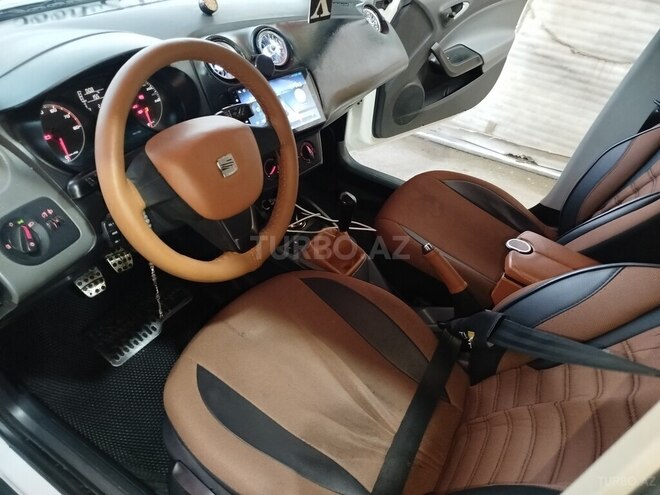 SEAT Ibiza 2013, 245,000 km - 1.4 л - Bakı