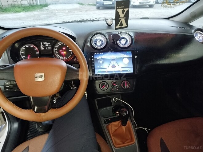 SEAT Ibiza 2013, 245,000 km - 1.4 л - Bakı