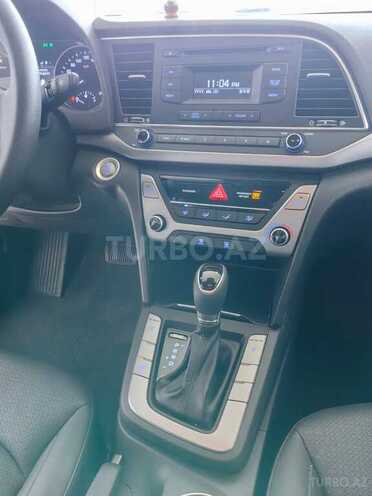 Hyundai Elantra 2017, 150,000 km - 2.0 л - Bakı