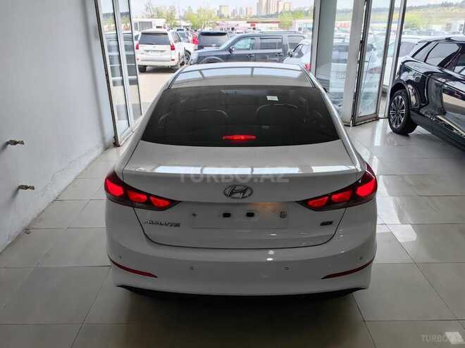 Hyundai Elantra 2017, 150,000 km - 2.0 л - Bakı