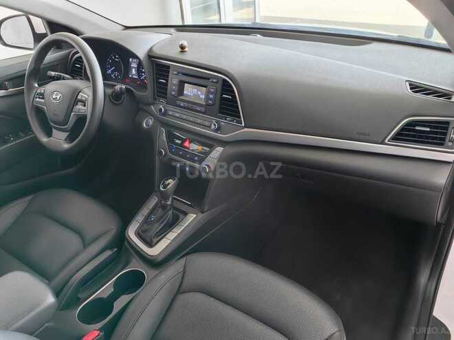 Hyundai Elantra 2017, 150,000 km - 2.0 л - Bakı