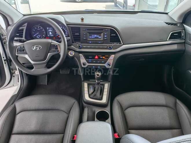 Hyundai Elantra 2017, 150,000 km - 2.0 л - Bakı