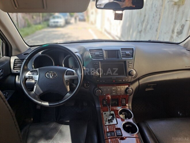 Toyota Highlander 2011, 98,000 km - 3.5 l - Bakı