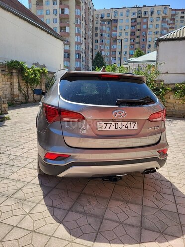 Hyundai Santa Fe-6