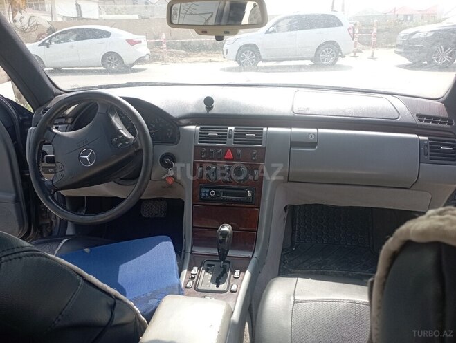 Mercedes E 230 1996, 389,650 km - 2.3 l - Bakı