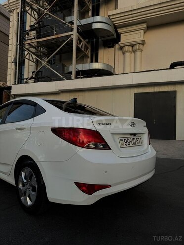 Hyundai Accent 2016, 130,000 km - 1.6 l - Bakı